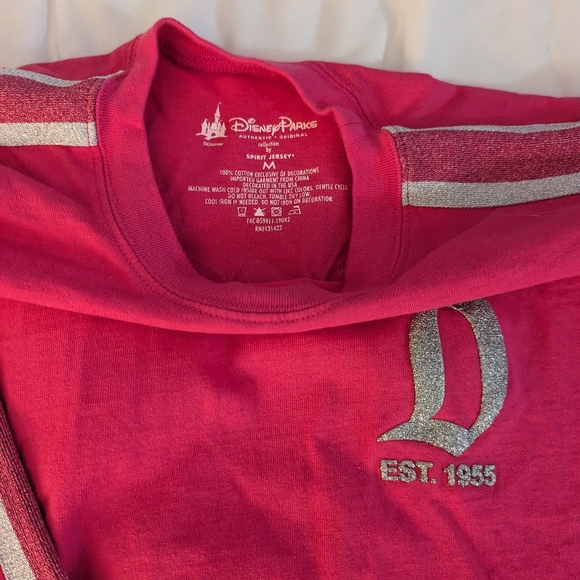 Disney resort sweater M - Picture 2 of 5